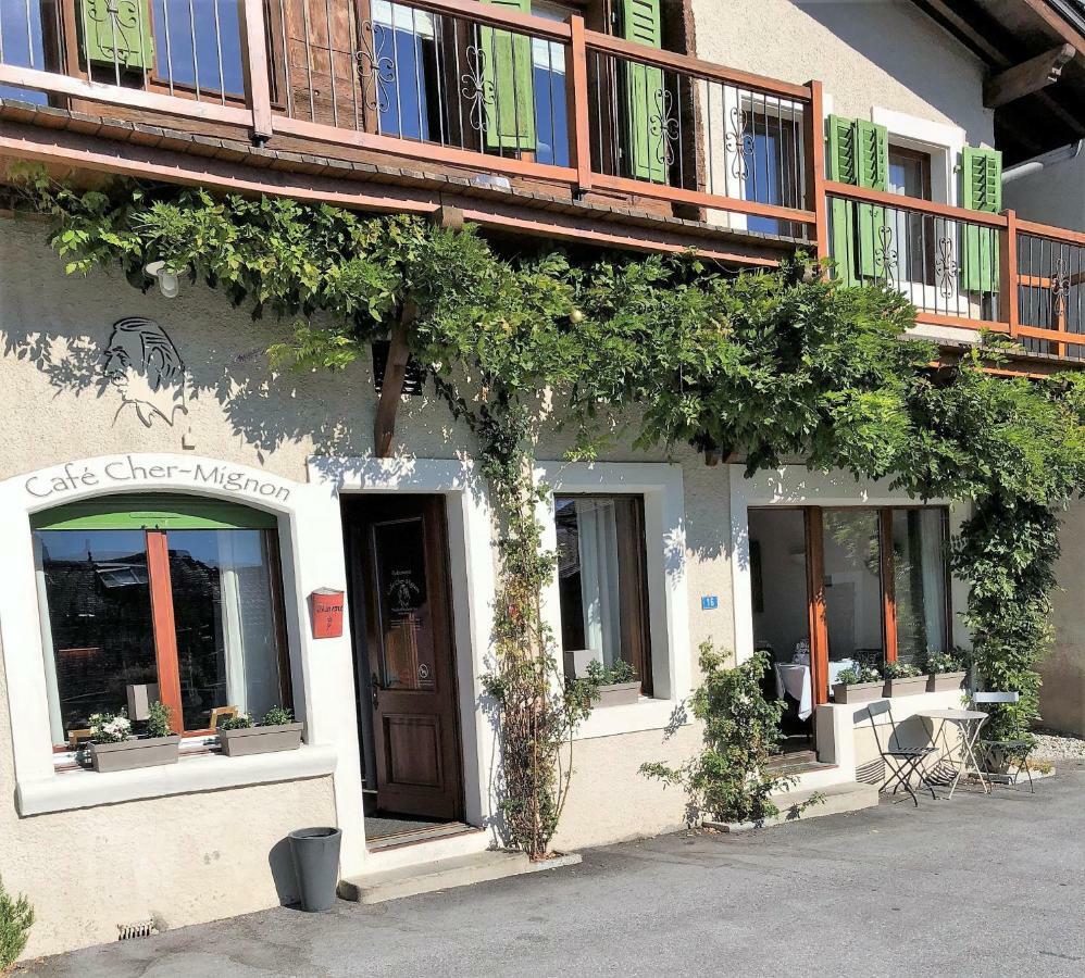 Cafe Cher-Mignon Et Chambres D'Hotes Chermignon-d'en Haut Exterior foto